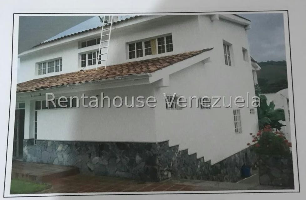 Casa (Duplex) en Venta en El Otro Lado, Trujillo - 4