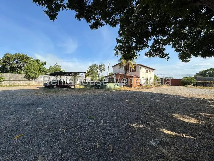 Terreno (Comercial) en Venta en El Este, Portuguesa - 11