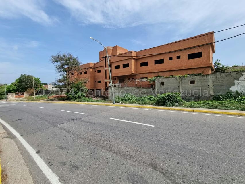 Comercial (Edificio) en Venta en Weekend, Vargas