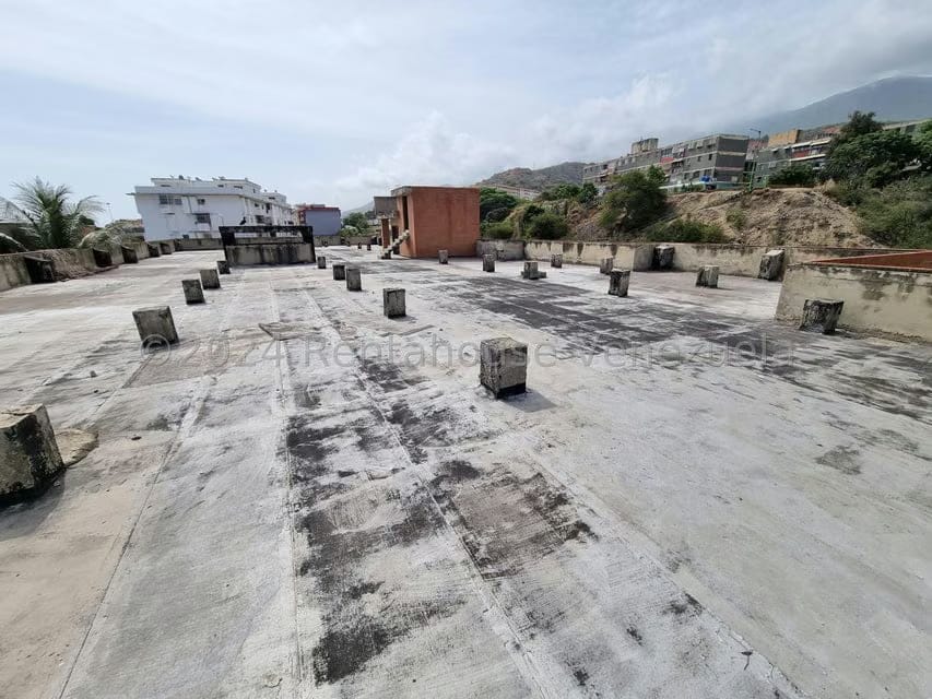 Comercial (Edificio) en Venta en Weekend, Vargas - 19