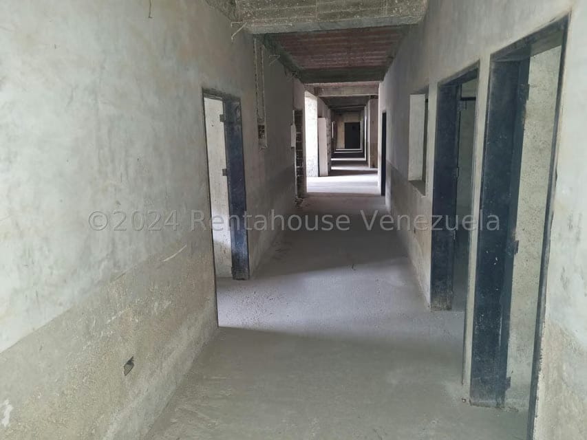 Comercial (Edificio) en Venta en Weekend, Vargas - 5
