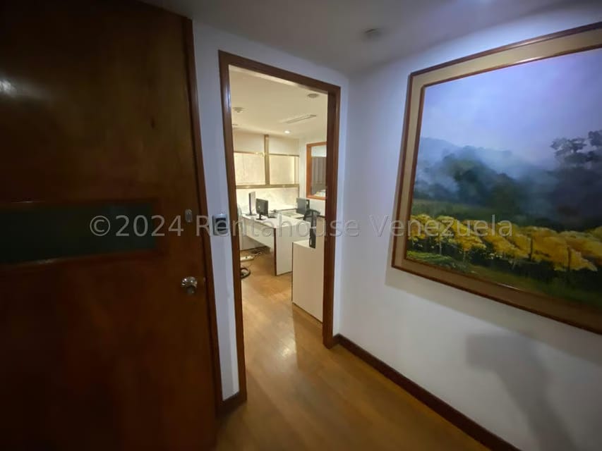 Comercial (Local Comercial) en Venta en Colinas de La California, Distrito Metropolitano - 22