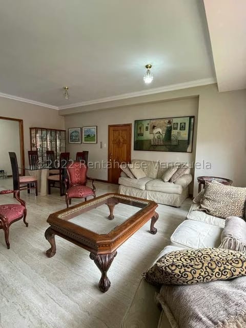 Apartamento (1 Nivel) en Venta en La Lagunita Country Club, Distrito Metropolitano - 2