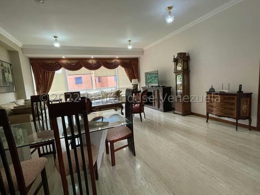 Apartamento (1 Nivel) en Venta en La Lagunita Country Club, Distrito Metropolitano - 4