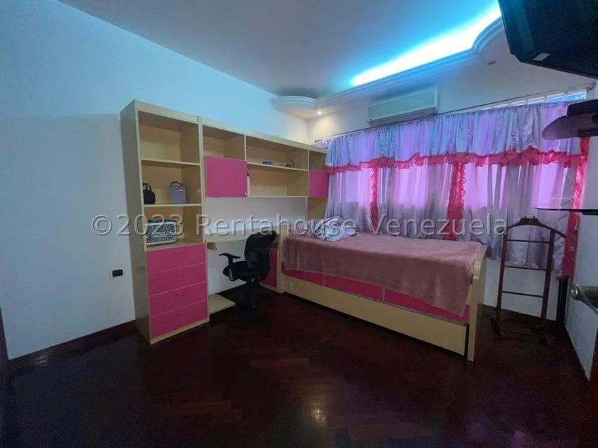 Casa (Duplex) en Venta en Los Chorros, Distrito Metropolitano - 15