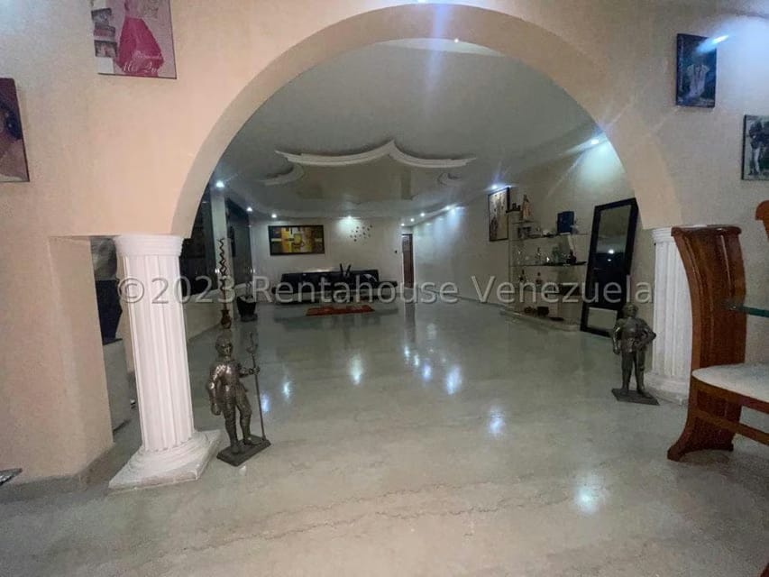 Casa (Duplex) en Venta en Los Chorros, Distrito Metropolitano - 25