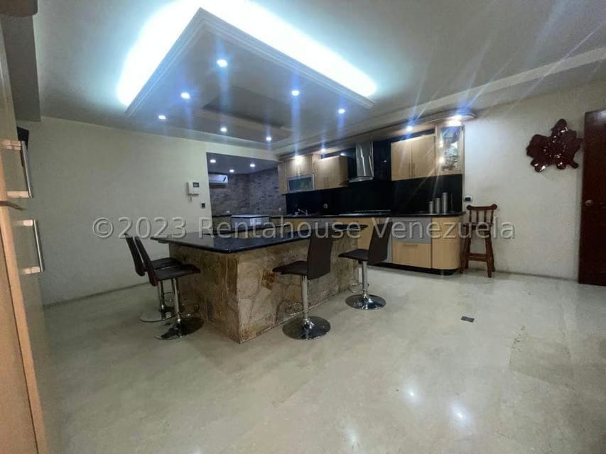 Casa (Duplex) en Venta en Los Chorros, Distrito Metropolitano - 31