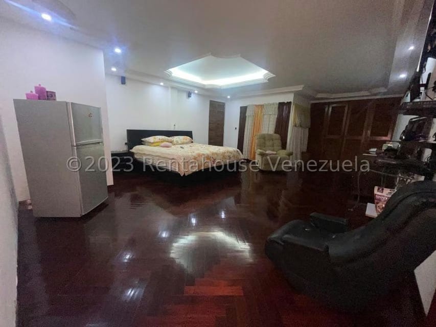 Casa (Duplex) en Venta en Los Chorros, Distrito Metropolitano - 10