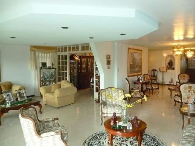 CASA EN VENTA SELENE MARIN – MLS#20-8284 - 2