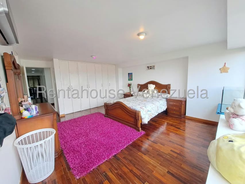 Apartamento (Duplex) en Venta en Guaicay, Distrito Metropolitano - 29