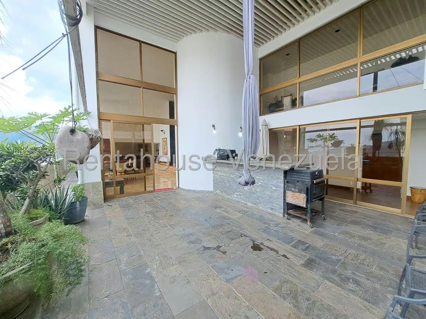 Apartamento (Duplex) en Venta en Guaicay, Distrito Metropolitano - 37