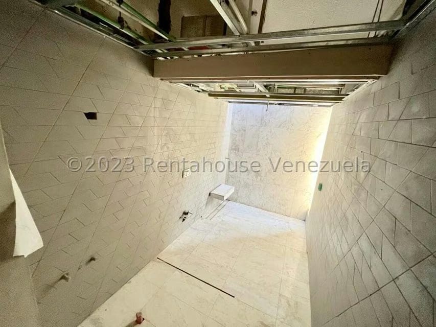 Casa (1 Nivel) en Venta en Cerro Verde, Distrito Metropolitano - 25