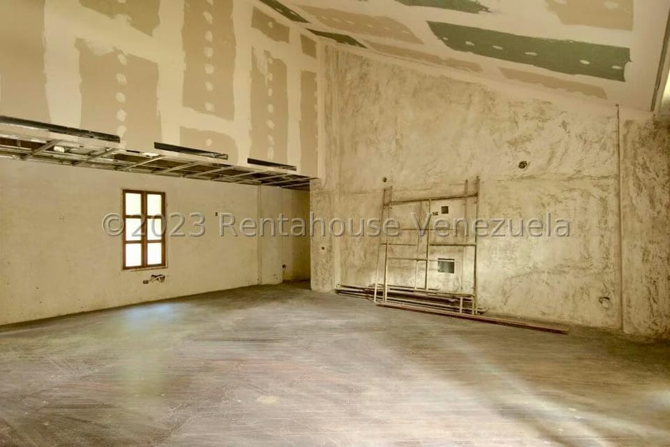 Casa (1 Nivel) en Venta en Cerro Verde, Distrito Metropolitano - 32