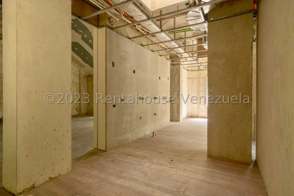Casa (1 Nivel) en Venta en Cerro Verde, Distrito Metropolitano - 34