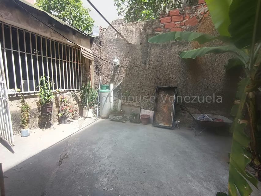 Casa (1 Nivel) en Venta en Parroquia Santa Teresa, Distrito Metropolitano - 8