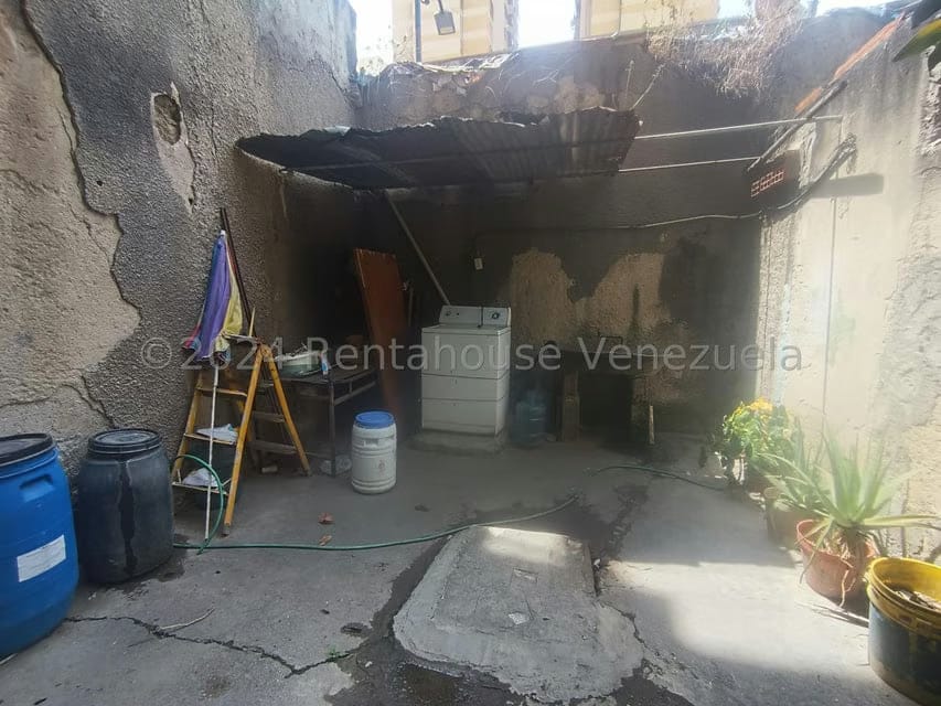 Casa (1 Nivel) en Venta en Parroquia Santa Teresa, Distrito Metropolitano - 9