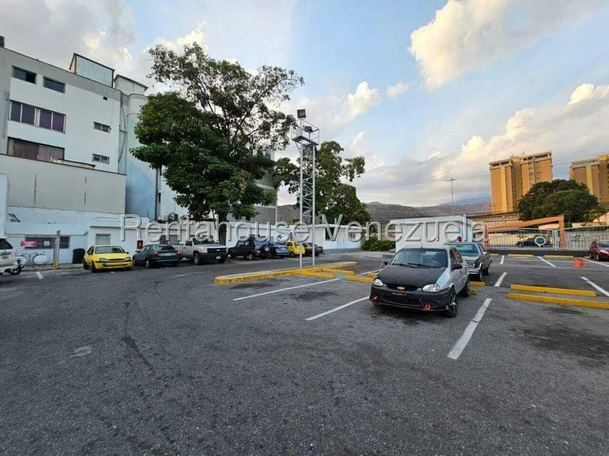 Negocios y Empresas (Comercio) en Venta en La Floresta, Aragua - 26