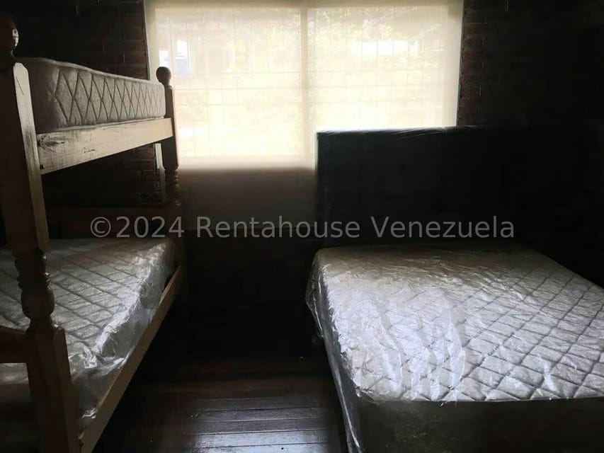 Townhouse (Duplex) en Venta en Via Principal, Trujillo - 15