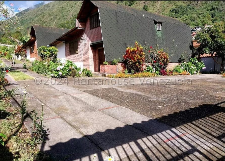 Townhouse (Duplex) en Venta en Via Principal, Trujillo - 7