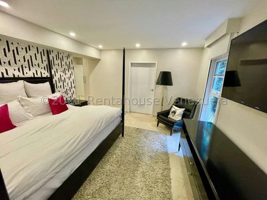 Apartamento (Planta Baja) en Venta en Alto Hatillo, Distrito Metropolitano - 22