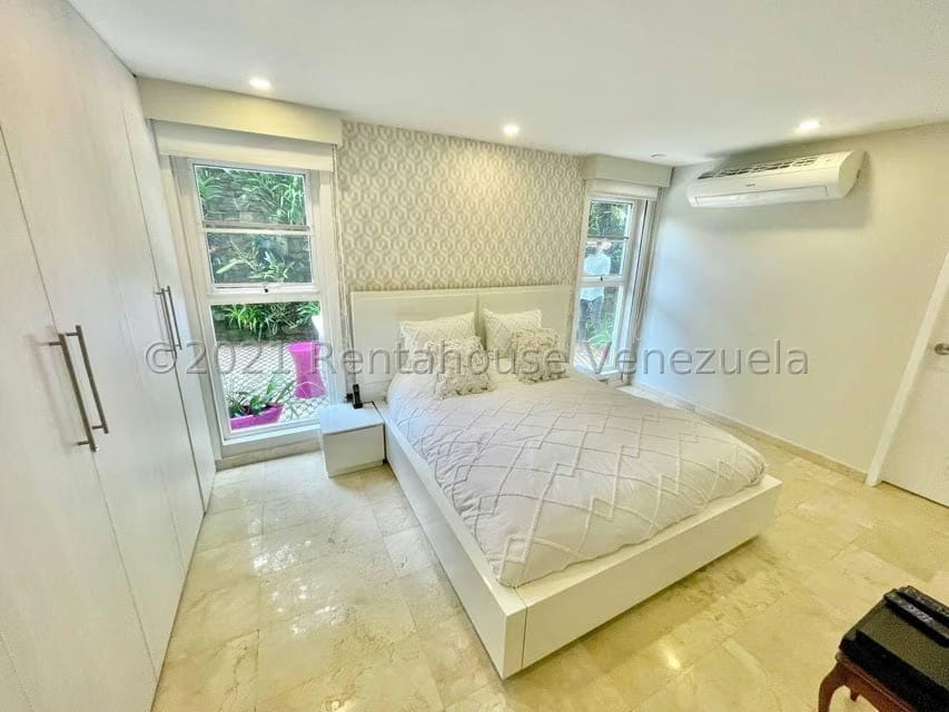 Apartamento (Planta Baja) en Venta en Alto Hatillo, Distrito Metropolitano - 29
