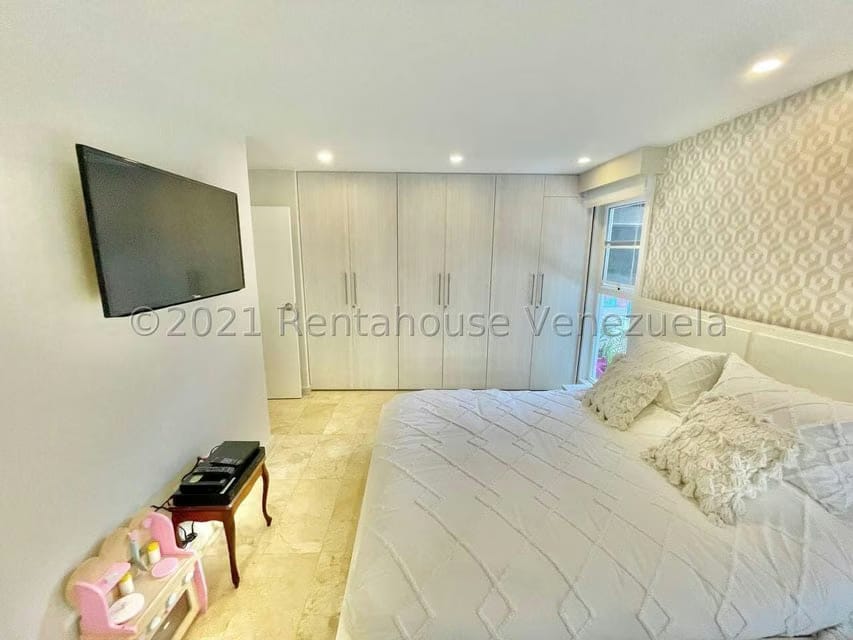 Apartamento (Planta Baja) en Venta en Alto Hatillo, Distrito Metropolitano - 31