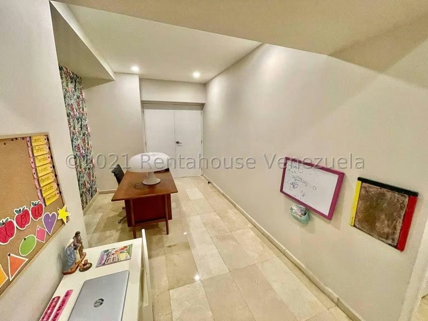 Apartamento (Planta Baja) en Venta en Alto Hatillo, Distrito Metropolitano - 38