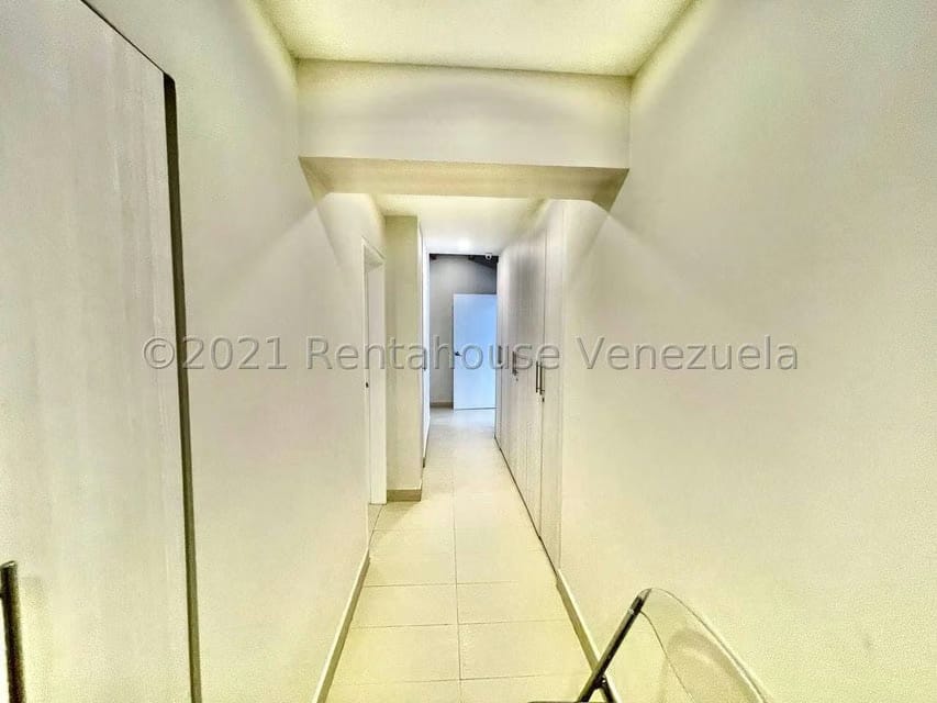 Apartamento (Planta Baja) en Venta en Alto Hatillo, Distrito Metropolitano - 43
