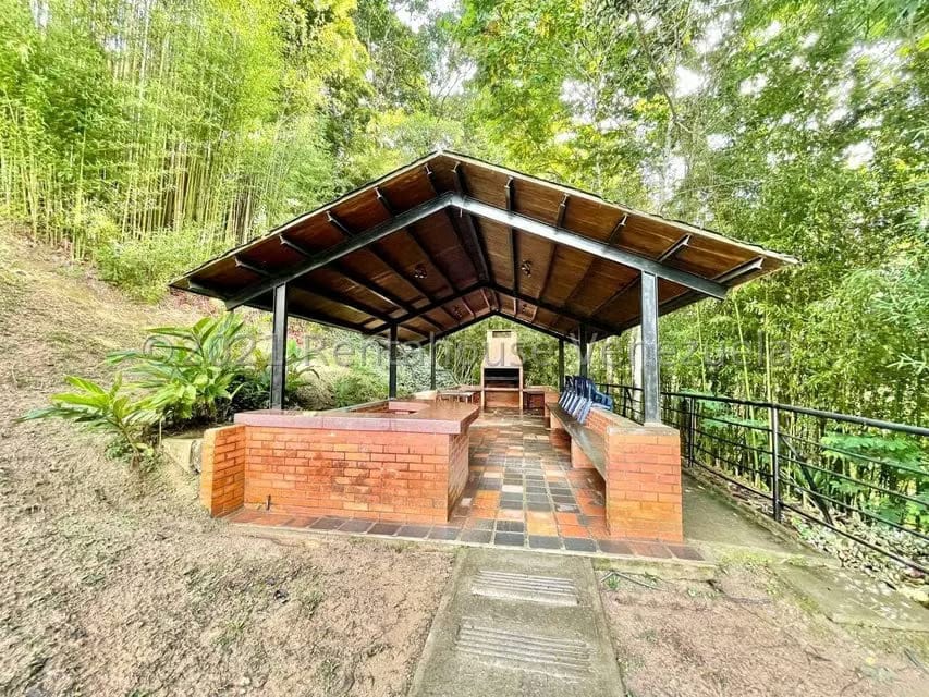 Apartamento (Planta Baja) en Venta en Alto Hatillo, Distrito Metropolitano - 48