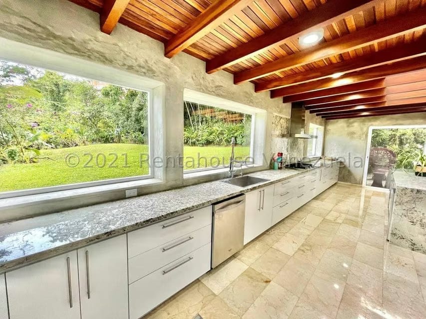 Apartamento (Planta Baja) en Venta en Alto Hatillo, Distrito Metropolitano - 9