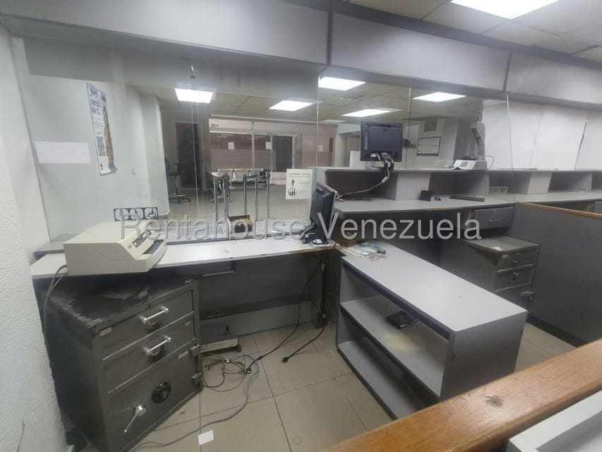 Comercial (Local Comercial) en Venta en Malave Villalba, Carabobo - 4