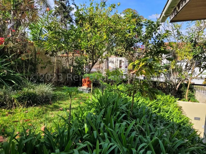 Casa (Multipes Niveles) en Venta en El Placer, Distrito Metropolitano - 2