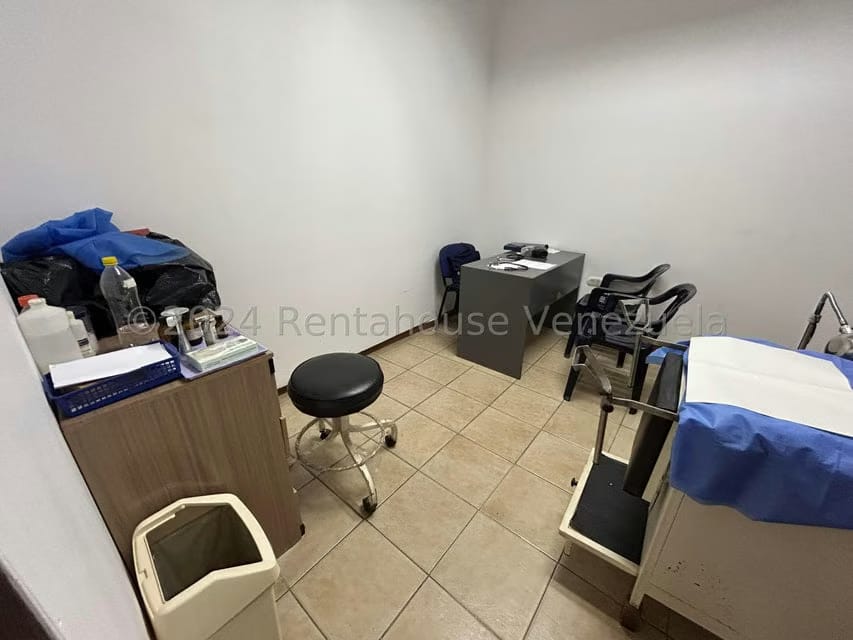 Comercial (Consultorio Medico) en Venta en Cementerio, Distrito Metropolitano - 21