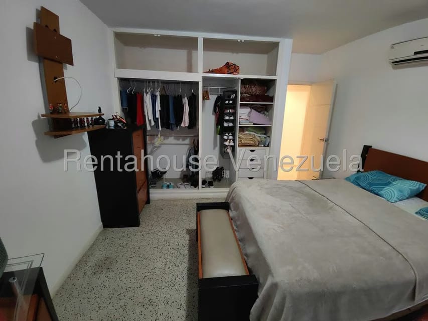 Apartamento (1 Nivel) en Venta en Bello Campo, Distrito Metropolitano - 27