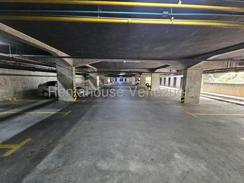 Comercial (Local Comercial) en Alquiler en Las Salias, Miranda - 30