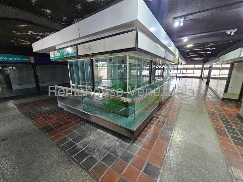 Comercial (Local Comercial) en Alquiler en Las Salias, Miranda - 7