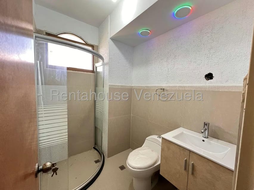 Apartamento (1 Nivel) en Venta en Centro, Aragua - 18