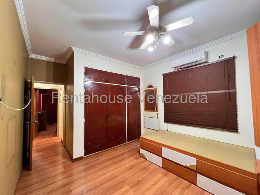 Apartamento (1 Nivel) en Venta en Centro, Aragua - 19