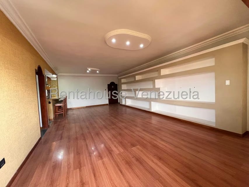 Apartamento (1 Nivel) en Venta en Centro, Aragua - 25