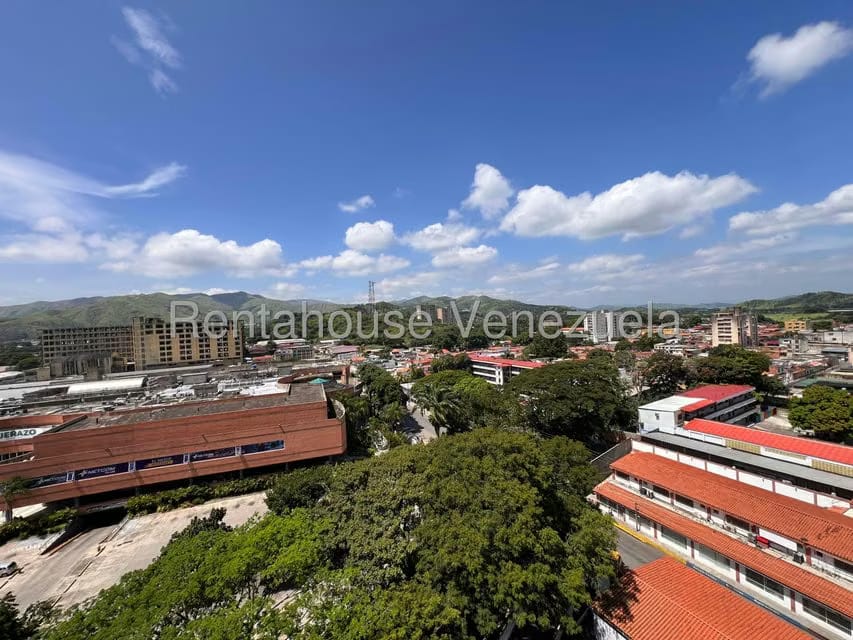 Apartamento (1 Nivel) en Venta en Centro, Aragua - 26