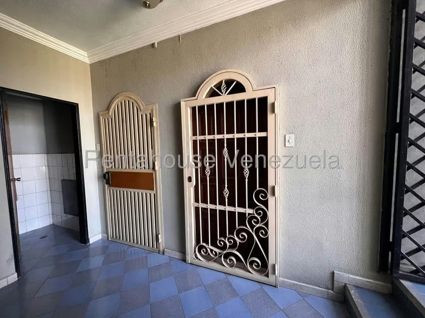 Apartamento (1 Nivel) en Venta en Centro, Aragua - 31