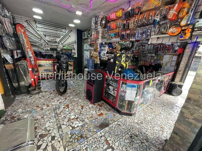 Comercial (Edificio) en Venta en Catia, Distrito Metropolitano - 5