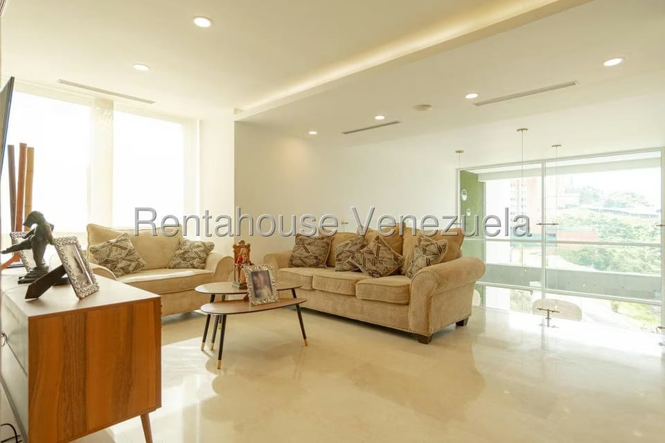 Apartamento (1 Nivel) en Venta en Mirador de Los Campitos I, Distrito Metropolitano - 21