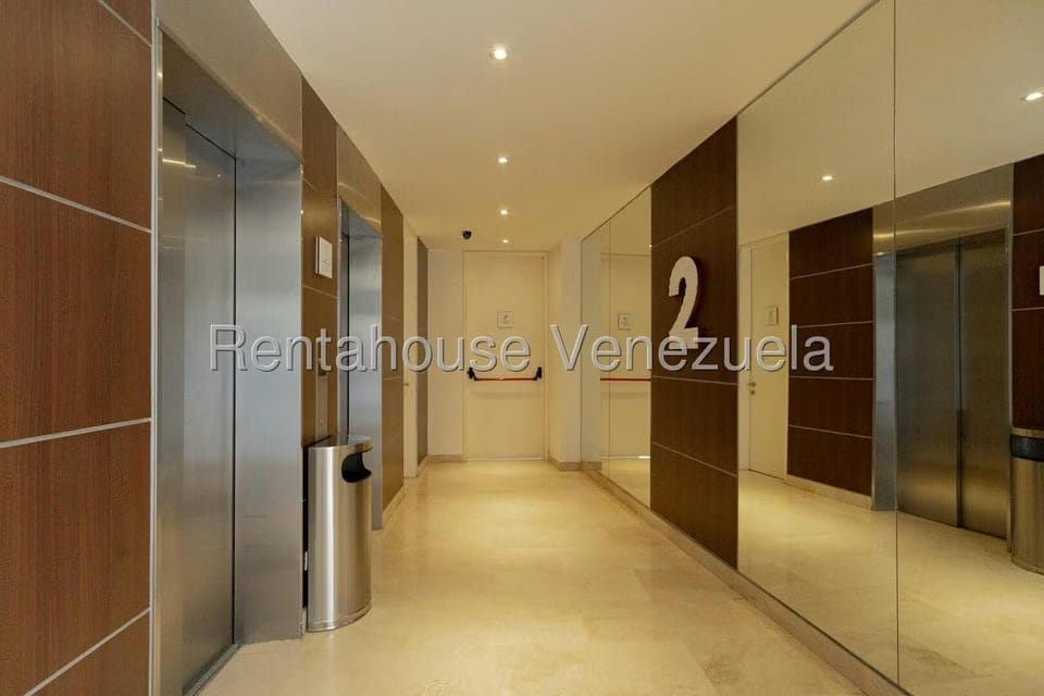 Apartamento (1 Nivel) en Venta en Mirador de Los Campitos I, Distrito Metropolitano - 45