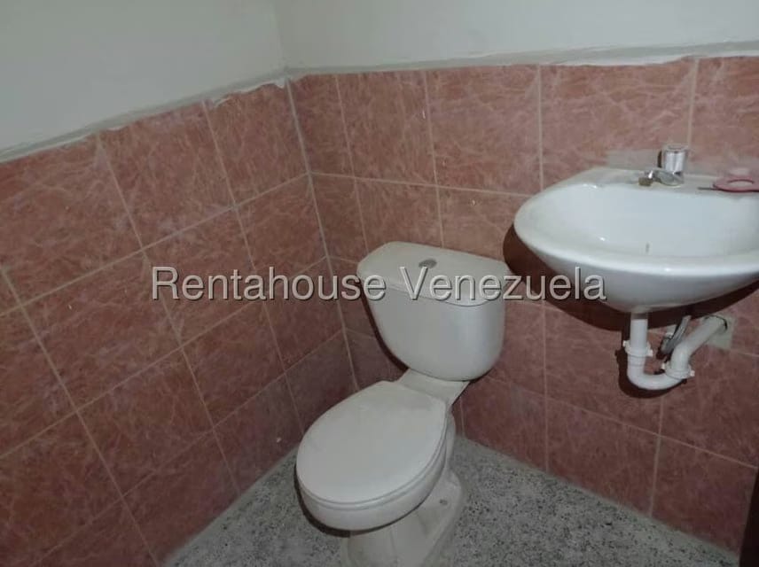 Comercial (Local Comercial) en Alquiler en Centro, Aragua - 9