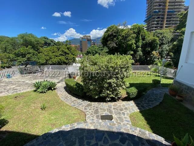Casa (Multipes Niveles) en Venta en Valle Arriba, Distrito Metropolitano - 56