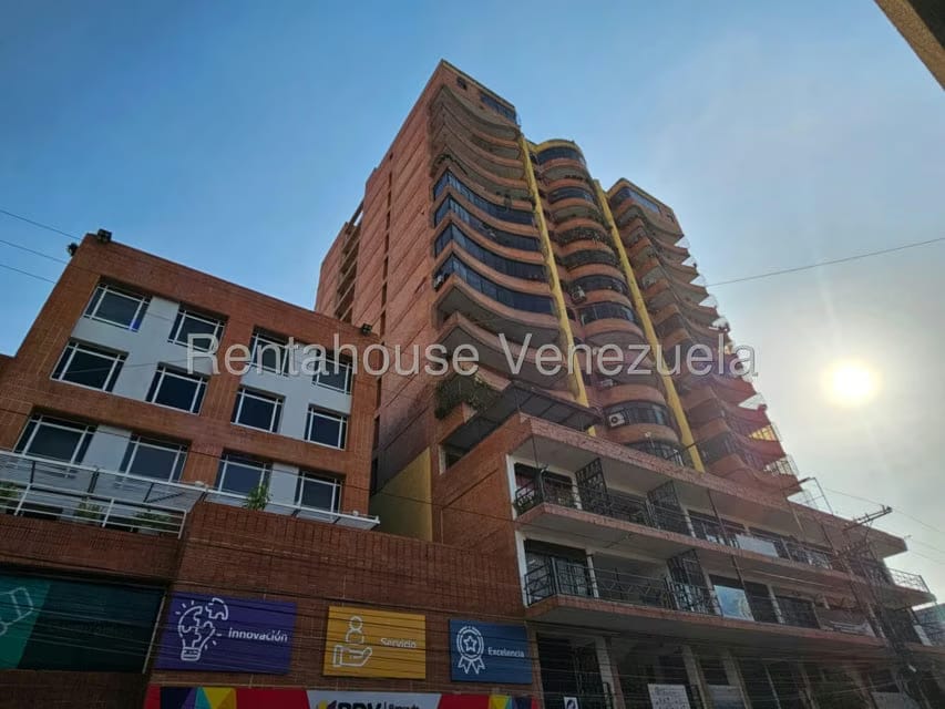 Apartamento (1 Nivel) en Venta en Zona Centro, Aragua - 35
