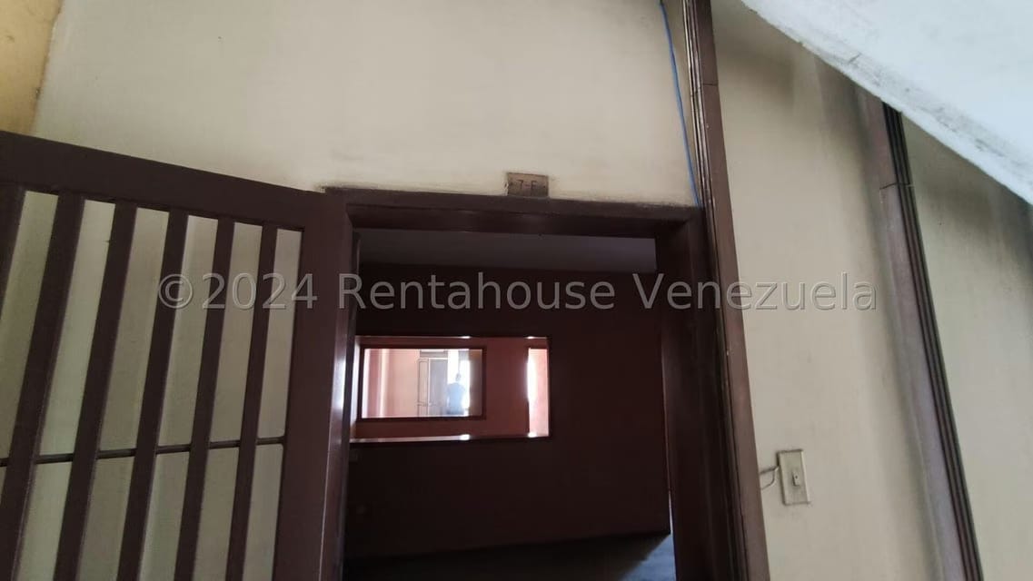 Comercial (Oficina) en Venta en Centro, Lara - 14