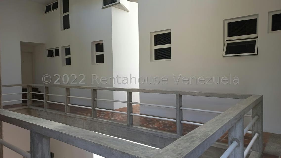 Apartamento (Duplex) en Venta en Parque Oripoto, Distrito Metropolitano - 11