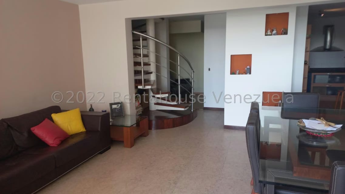 Apartamento (Duplex) en Venta en Parque Oripoto, Distrito Metropolitano - 15